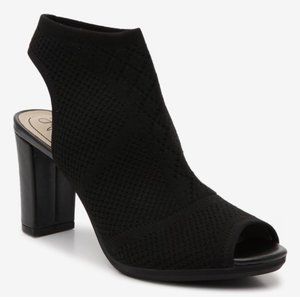 LifeStride Black Stretchy Knit Alita Peep Toe Sandal 8.5